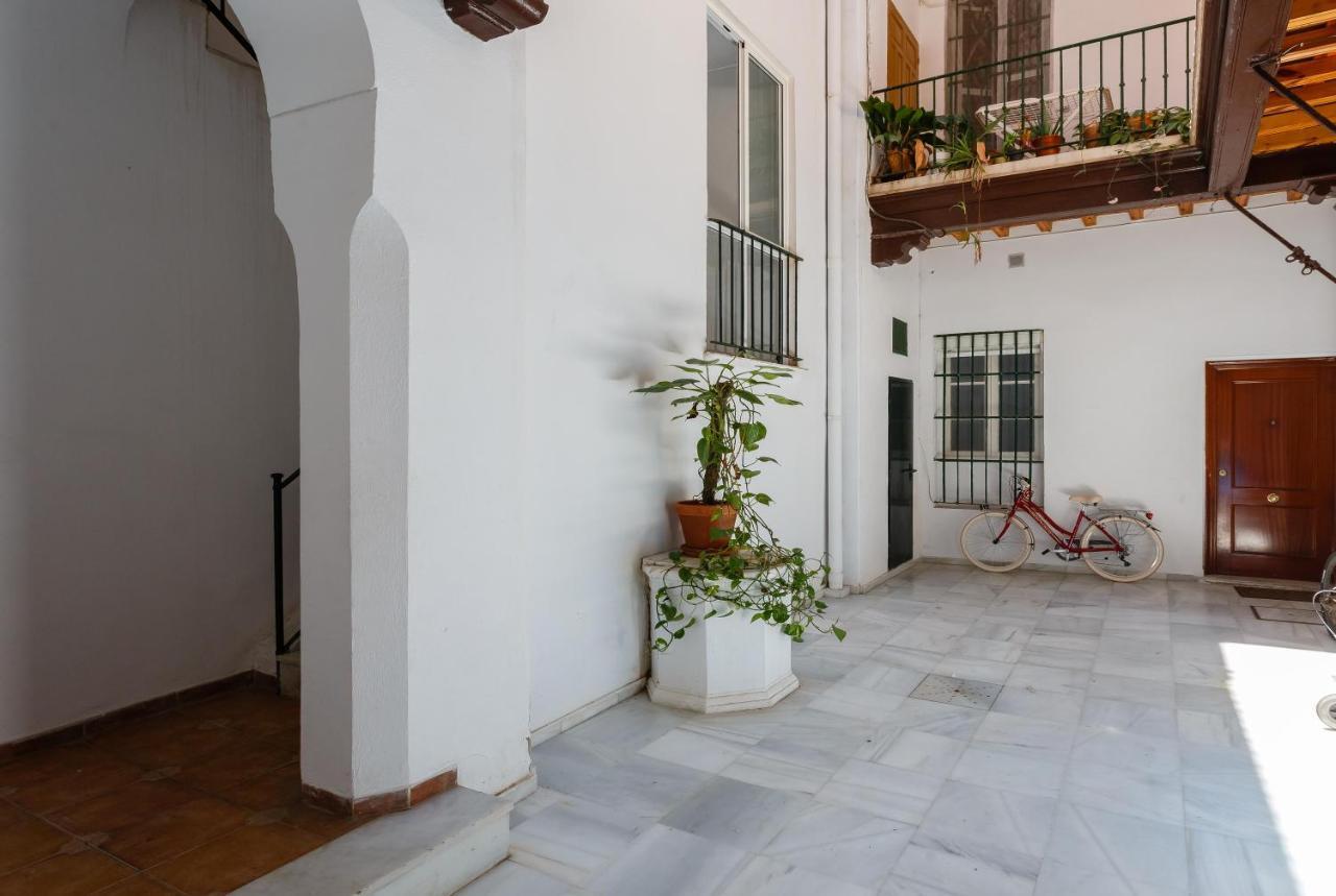 LOFT in traditional Casa Patio Cadice Esterno foto